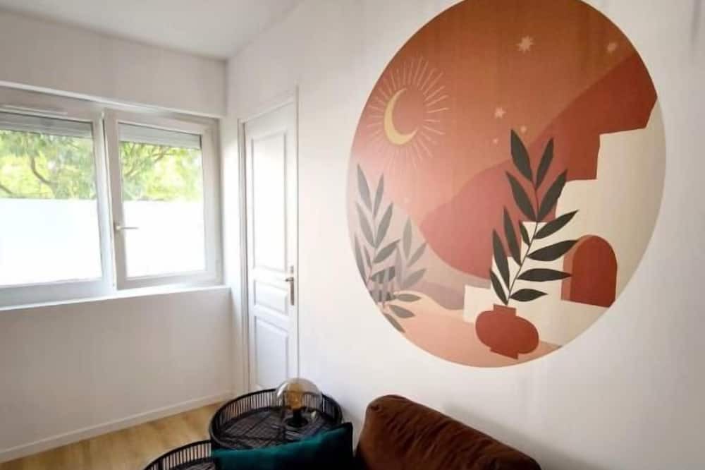 Bout des Landes Apartment | Konk-Kerne: magnificent T2 near tramway