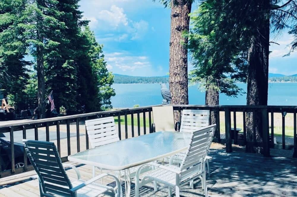 Prattville House | Prattville by the Lake