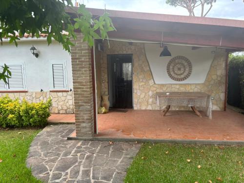 Fondi House | Villa residenziale in un villaggio