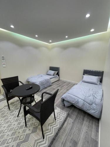 Al Wajh Apartment | ريم الوجه غرفة مع دورة مياة للعزاب طابق علوي