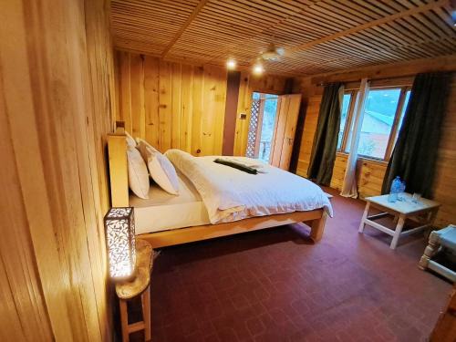 Kel Resort | Yarbal resort kutton