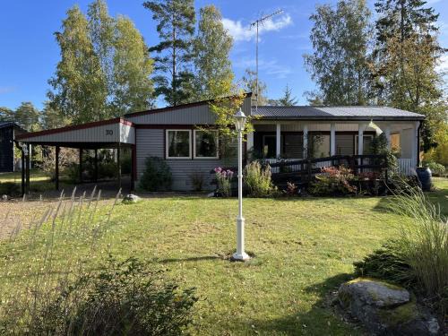 Monsteras House | Cozy cottage on Okno near nature