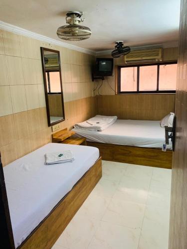 Masjid Bandar Cabin | B H Residency