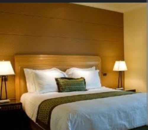 New Delhi Hotel | Empirical