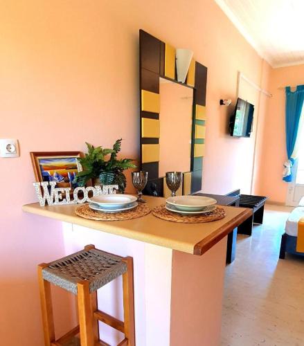 Agios Stefanos Avliotes Apartment | Beach Hub Studios