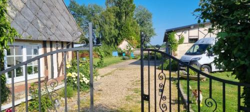 Asnieres Bed & Breakfast | La clé des champs