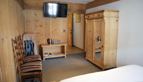 Basic Double Room