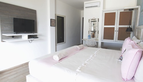 Junior Room, Sea View