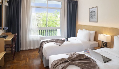 Premier Twin Room