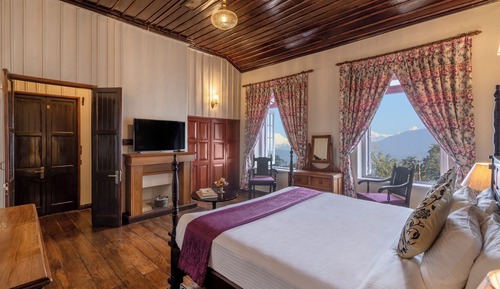 Maharaja Dinajpur Suite