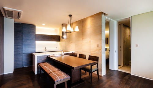 [Winter Journey for 2] Gold Deluxe Suite(Kitchen/ParkView/Bed)- Choice 1 of 3hr SkiLift or SnowyLand