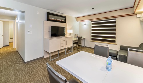 Suite, 2 Queen Beds, Non Smoking (Efficiency)