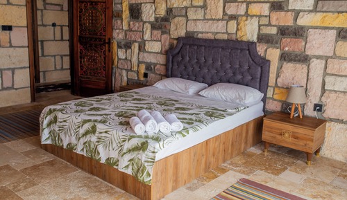 Villa, 3 Bedrooms, Pool Access, Lake View