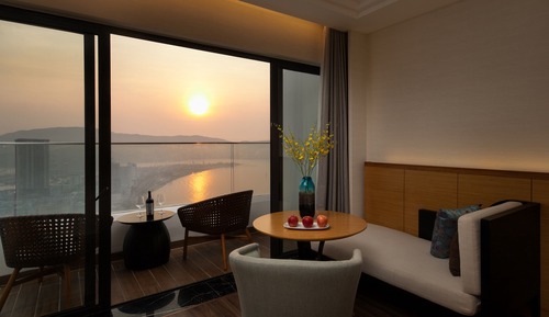 Premium Oceanview Twn