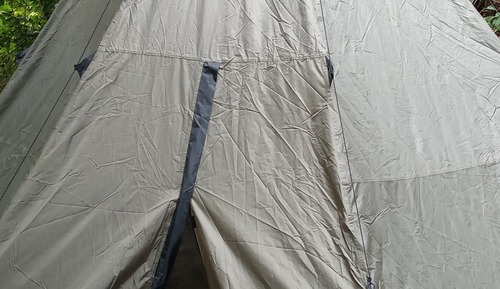 Romantic Tent, Garden View