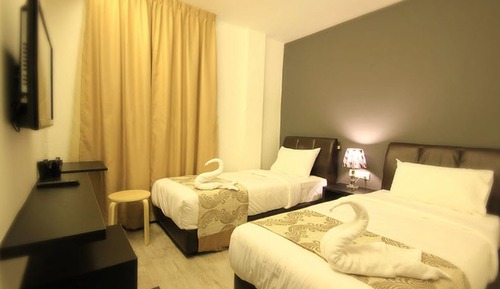 Superior Twin Room