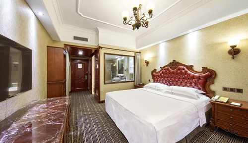 Business Double Room, City View
