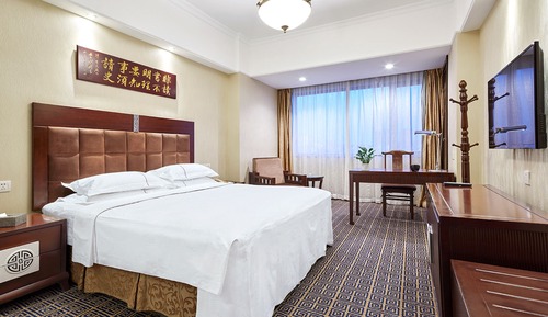 Superior Double Room, City View
