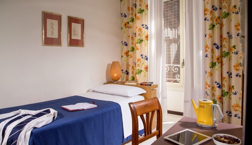 Classic Single Room