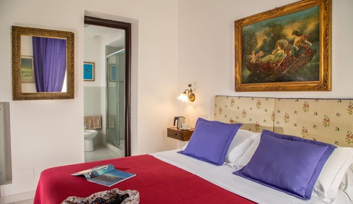 Classic Double Room