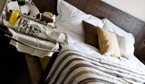 Superior Room, 1 King Bed, Non Smoking (Larger Room)