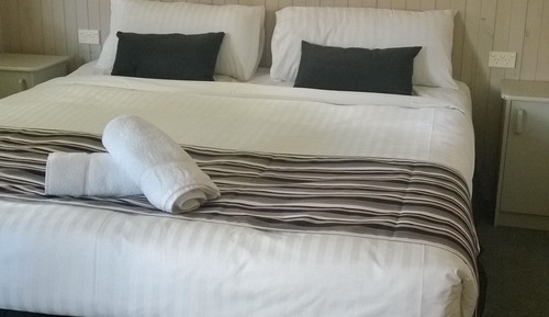 Spa Villa (1 King + 2 Bunk Beds)