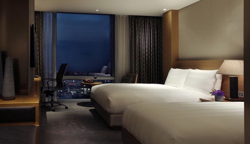 Family Twin Room (Deluxe, Mountain)