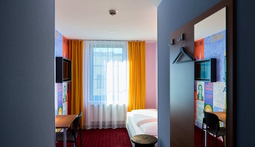 Business Single Room, 1 Twin Bed, Courtyard Area
