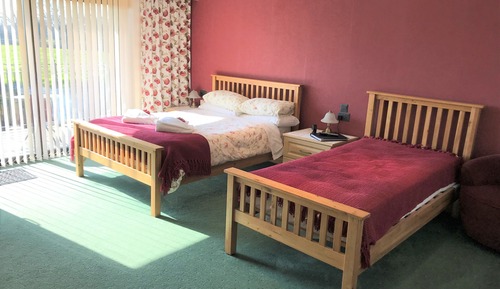 Comfort Triple Room, Accessible (Riverside)
