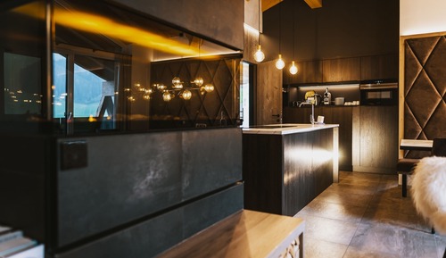 2-Bedrooms Penthouse with private Sauna