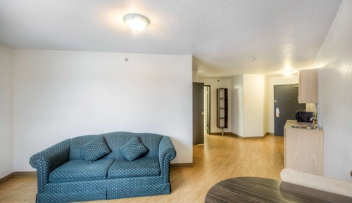Deluxe Suite, 1 Queen Bed, Non Smoking, Hot Tub