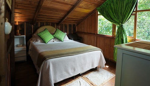 Design Chalet, 3 Bedrooms, Mountain View, Courtyard Area