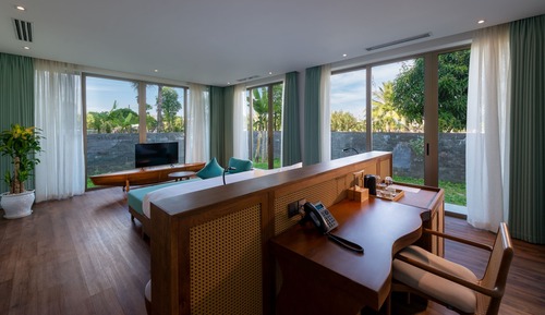 Three-Bedroom Villa with Daily Afternoon tea at VIP Lounge