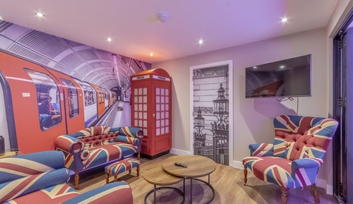 City Suite, 3 Bedrooms, 2 Bathrooms