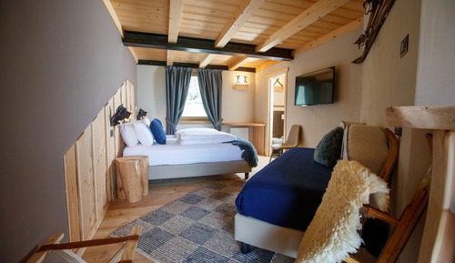 Luxury Triple Room, Mountain View