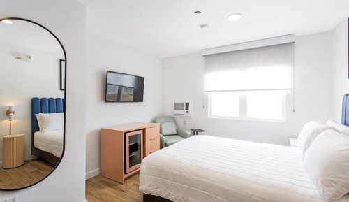 Standard Quadruple Room, 2 Queen Beds