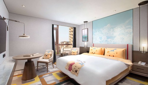 Family Suite, Non Smoking (1 King & 2 Bunk Beds)