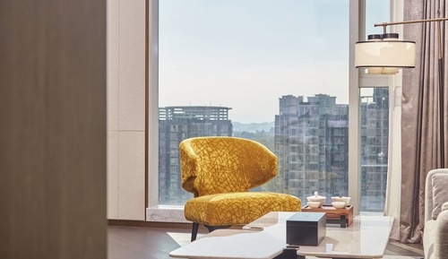 Suite, 1 King Bed