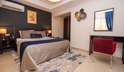 Executive Studio Suite