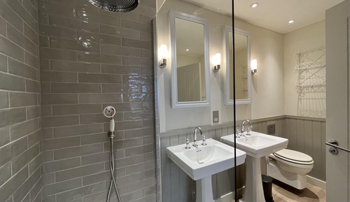 Classic House, Ensuite