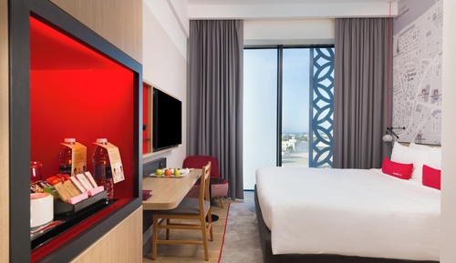 Standard Room, 1 King Bed
