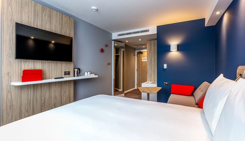 Standard Room, 1 Queen Bed with Sofa bed (with Free Hot Breakfast)
