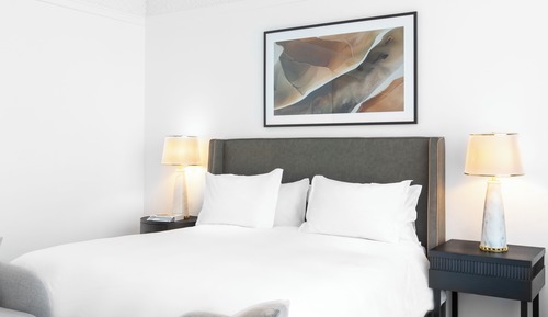 Junior Suite, 1 King Bed (Gold)