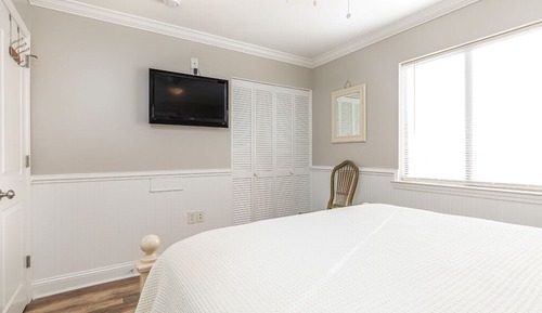 Condo, Multiple Beds, Pool Access, Partial Ocean View (6C - No Pets Allowed)