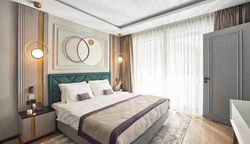 Deluxe Suite, Partial Sea View