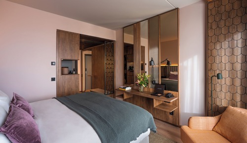 Signature Room (View)