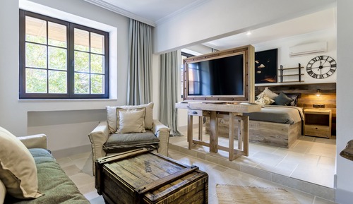 Luxury Room