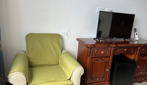 Standard Room, 1 King Bed