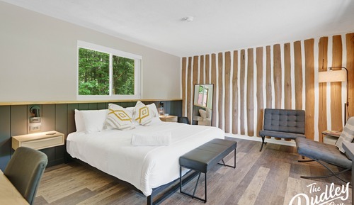 Luxury Room, 1 King Bed, Non Smoking, Ground Floor
