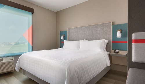 Standard Room, 1 King Bed, Accessible (Communications)